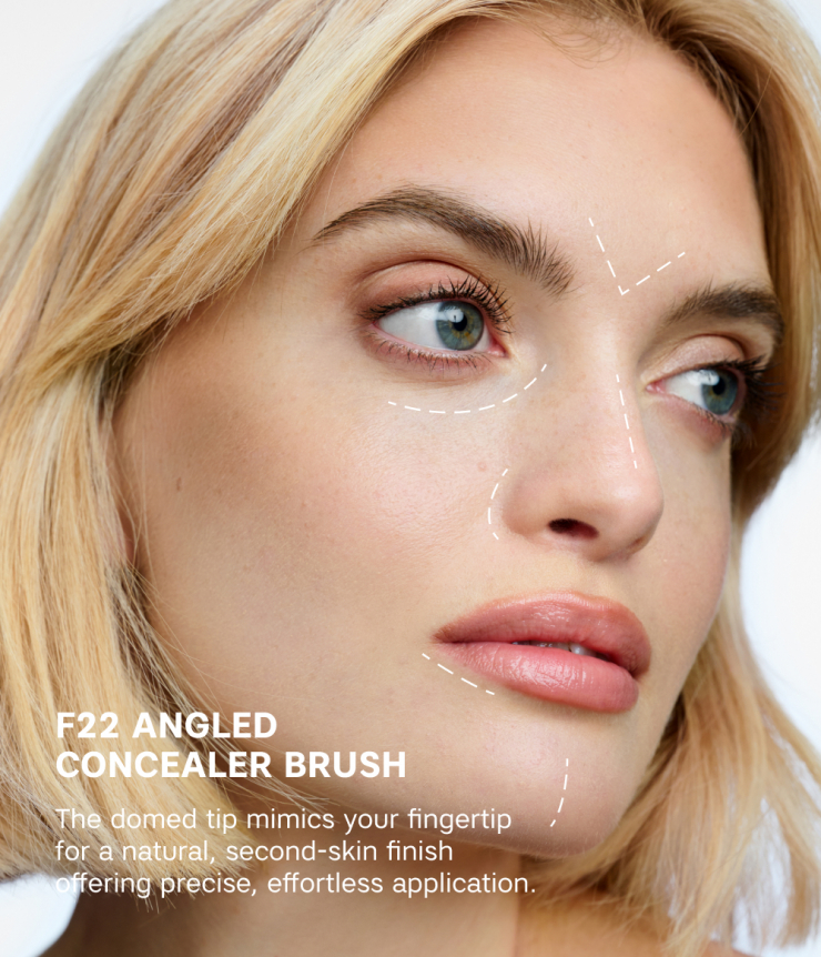 ANGLED CONCEALER BRUSH F22